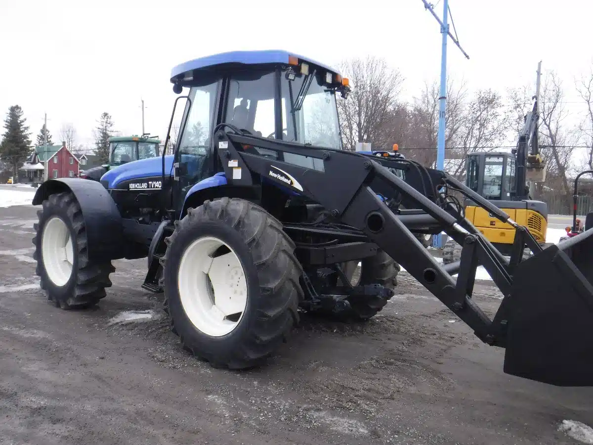 Used New Holland TV140 Tractor