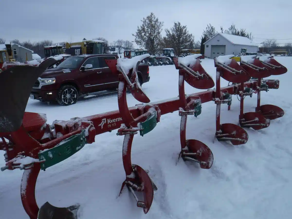 Gallery image 2 for Kverneland PB115 Plow