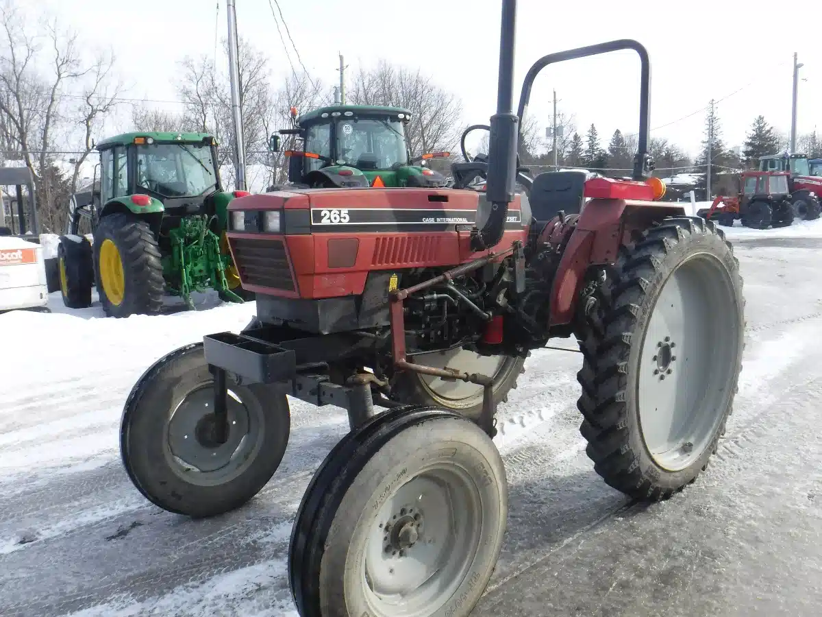 Gallery image 1 for Case IH 265 Tractor