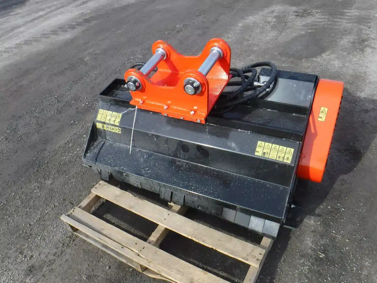 Gallery image 2 for AGT Industrial EXFLM115 Flail Mower