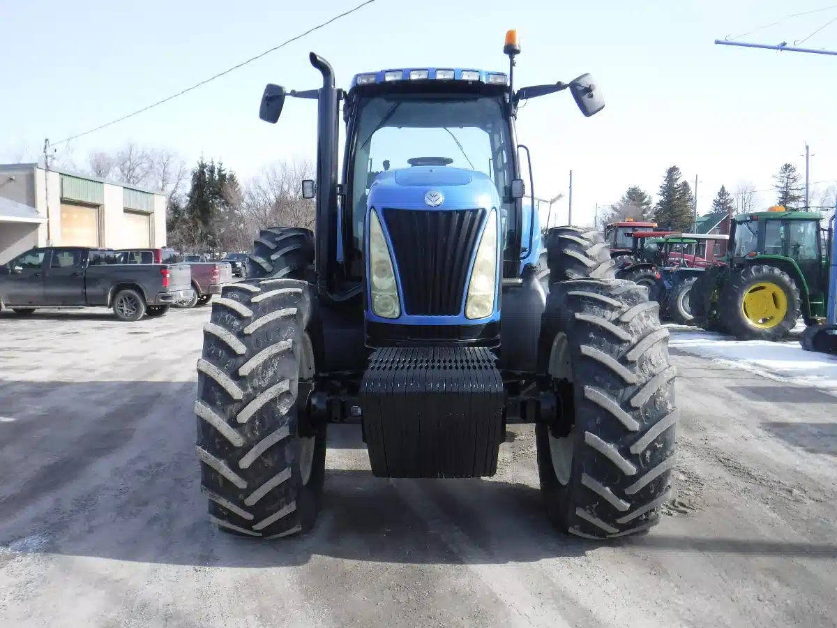 Gallery image 2 for New Holland TG210 Tractor