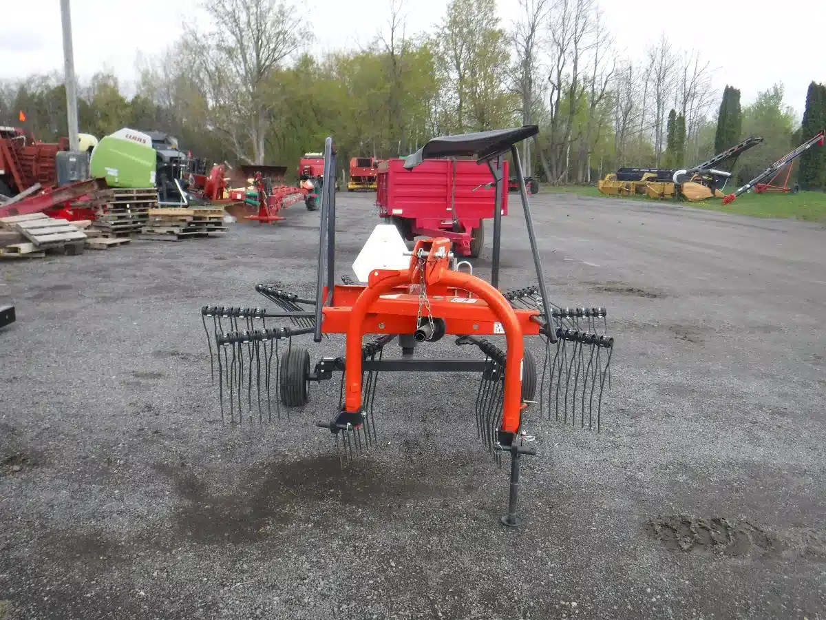 Gallery image 2 for 2024 Kubota RA1035 Rake