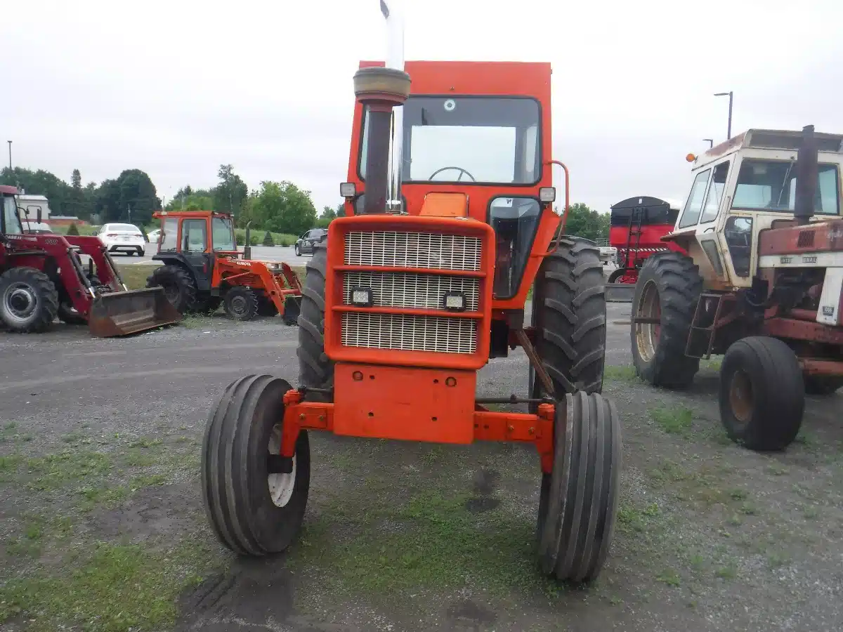 Photo de la Galerie 2 pour Allis Chalmers 190XT Tracteur
