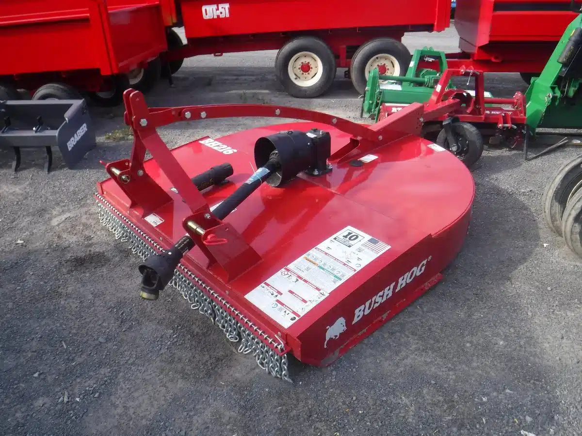 Photo de la Galerie 1 pour 2026 Bush Hog BH216 Débroussailleuse rotative