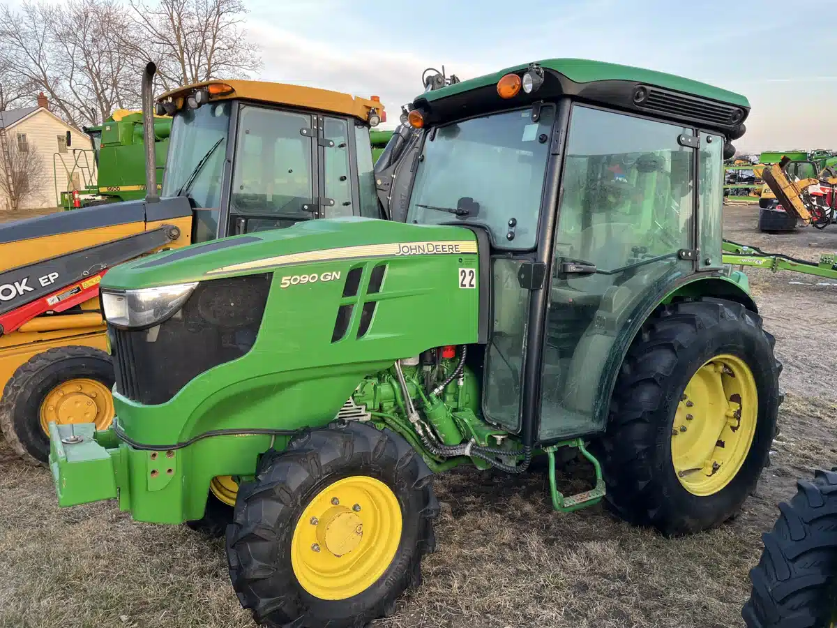 Gallery image 1 for Used 2017 John Deere 5090GN Tractor