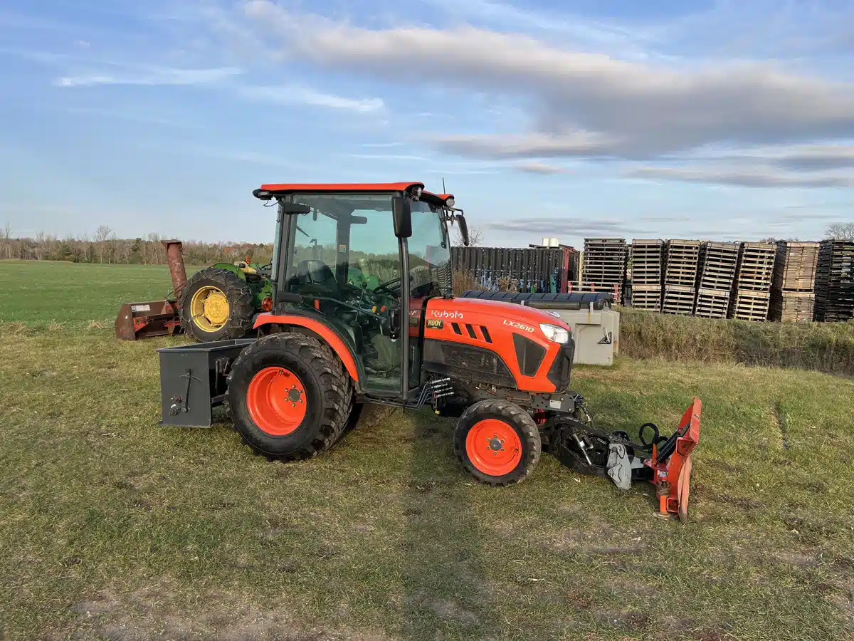 Gallery image 2 for Used 2023 Kubota LX2610 Tractor