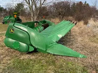 Gallery image 1 for Used 2008 John Deere 612C Header - Row Crop