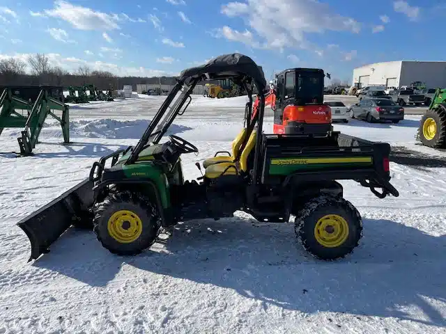Gallery image 2 for Used 2018 John Deere XUV835E Recreational Vehicle