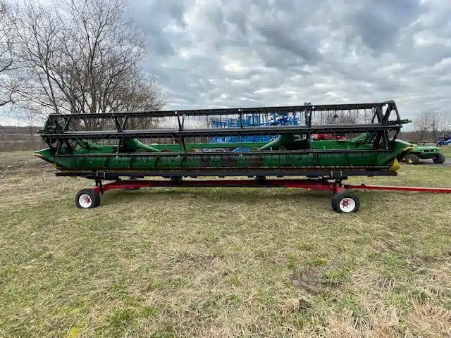 Gallery image 2 for Used 2016 John Deere 625F Header - Flex