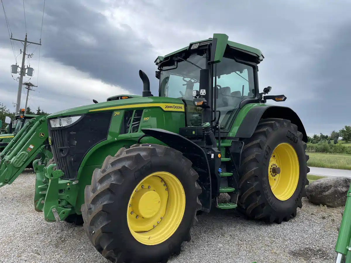 Gallery image 1 for Used 2021 John Deere 7R 310 Tractor