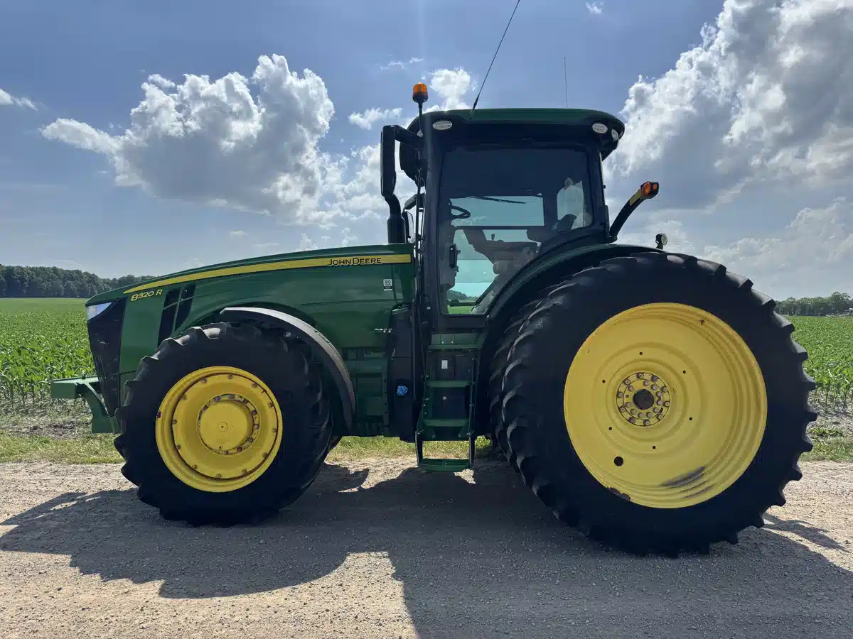 Gallery image 1 for Used 2018 John Deere 8320R Tractor