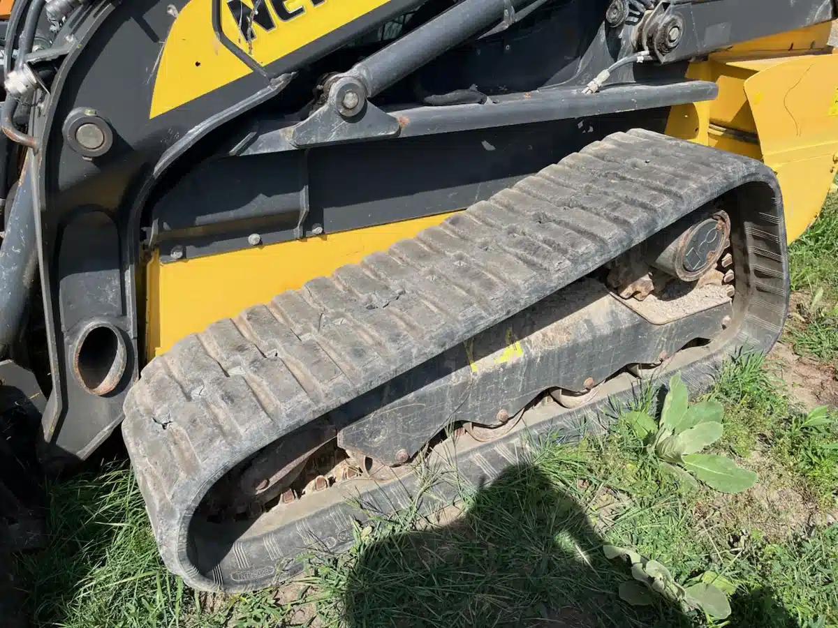 Gallery image 2 for Used 2018 New Holland C232 Track Loader