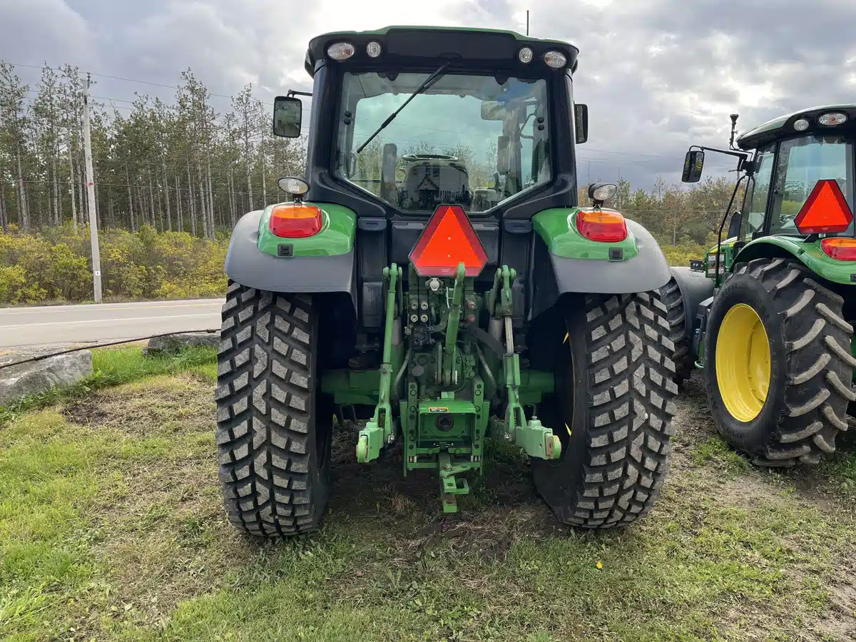 Gallery image 2 for Used 2022 John Deere 6120M Tractor