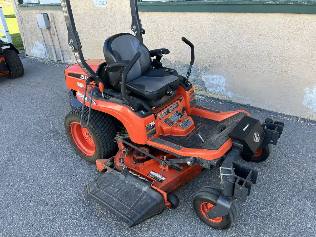 Used 2018 Kubota ZD1011 Mower - Zero Turn