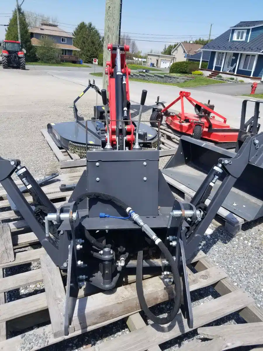 Gallery image 2 for Used 2024 Branson BH-100 Excavator