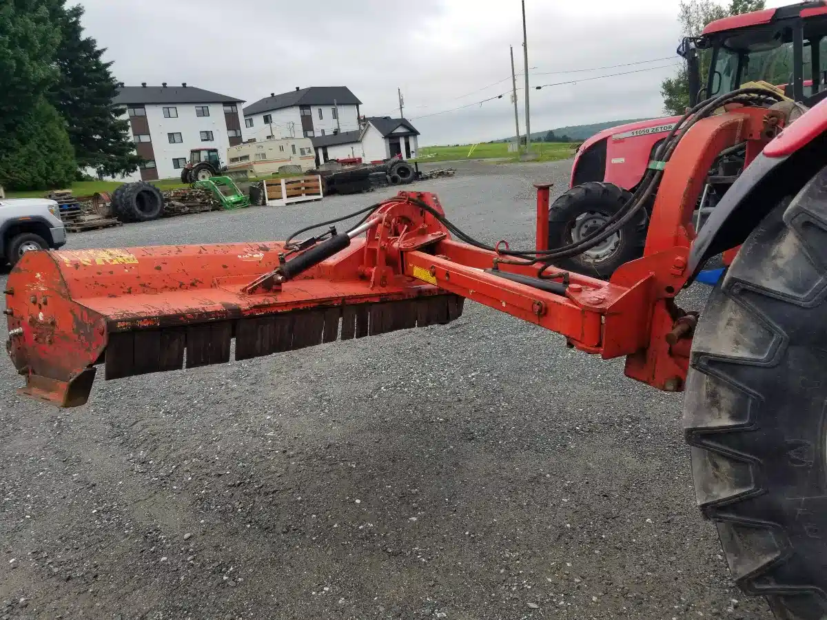 Gallery image 1 for Used 2015 Maschio GIRAFFA SE 210M Mower - Ditchbank