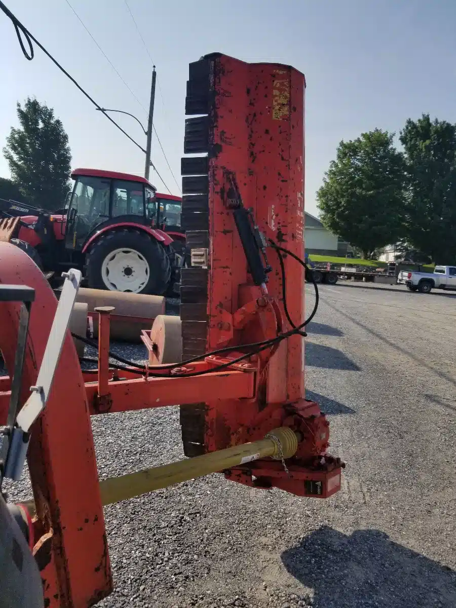 Gallery image 2 for Used 2015 Maschio GIRAFFA SE 210M Mower - Ditchbank