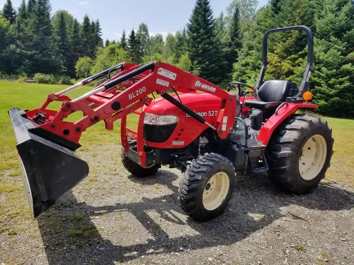 Used 2019 Branson 5220R Tractor
