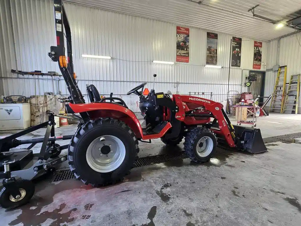 Gallery image 2 for Used 2021 McCormick X1.25H Tractor