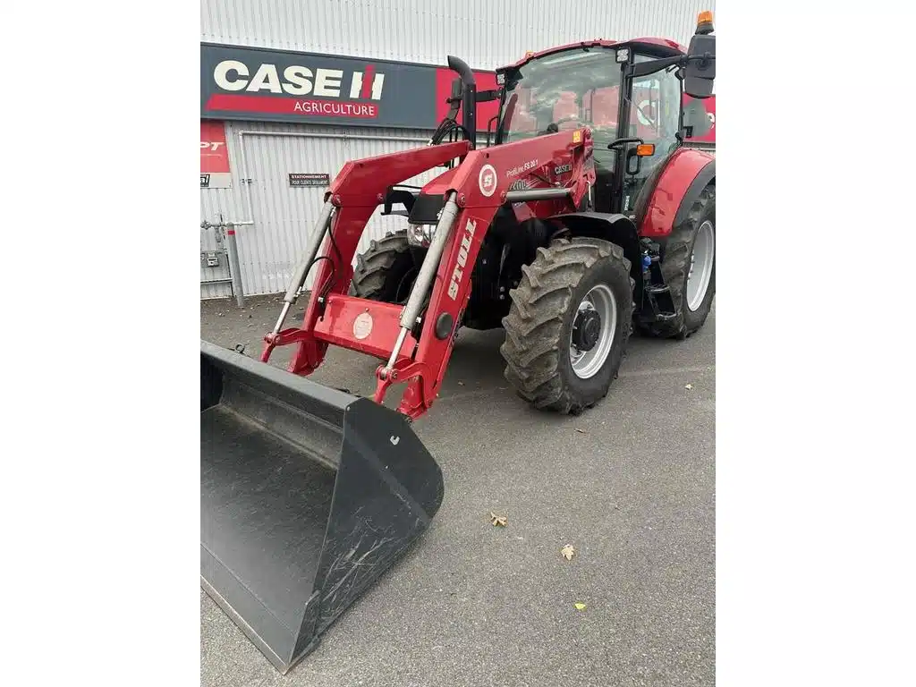 Gallery image 1 for Used 2020 Case IH Farmall Tractor