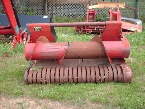 Gallery image 1 for Used Case IH 6' Feeder