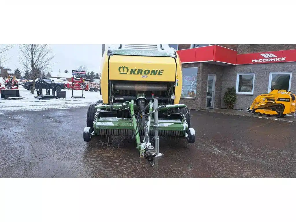 Gallery image 2 for Used 2018 Krone COMPRIMA V 150 XC Round Baler