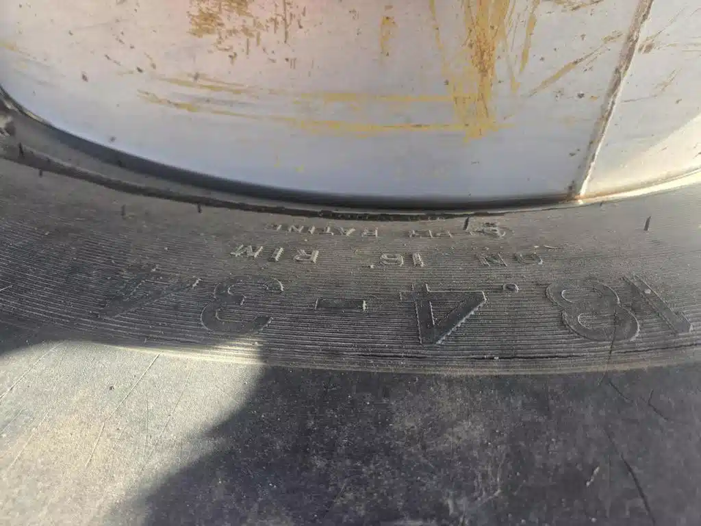 Gallery image 2 for Used Firestone 18.4-34 Tires