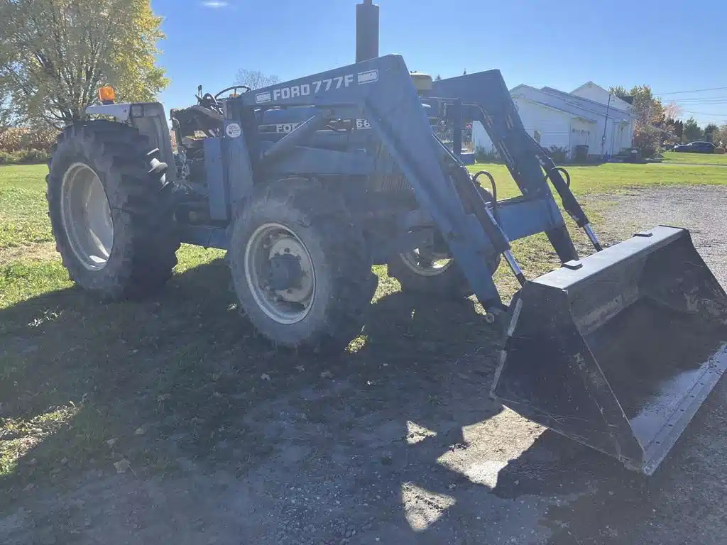 Gallery image 2 for Used 1997 Ford 6610 Tractor