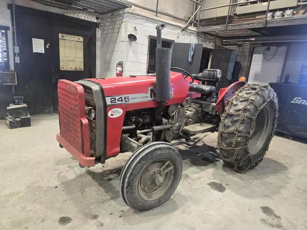 Used Massey Ferguson 245 Tractor