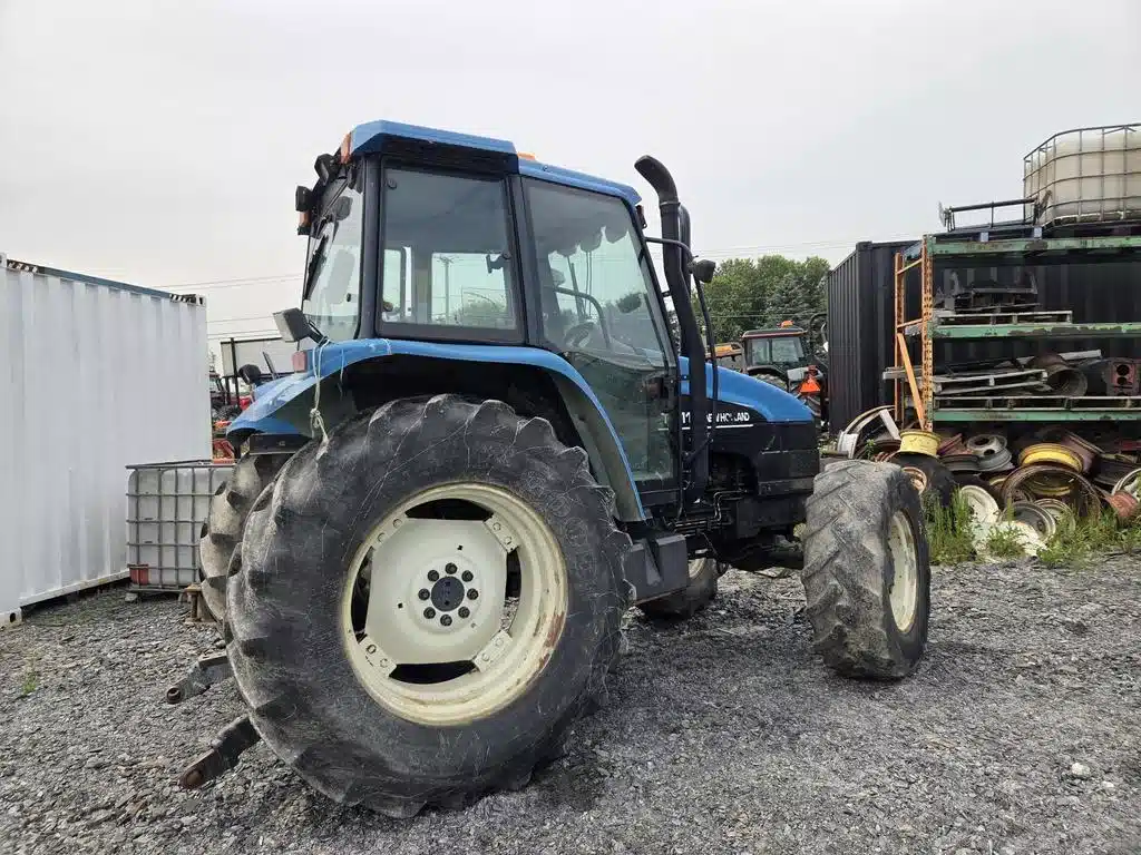 Gallery image 2 for 1999 New Holland TS110 Tractor