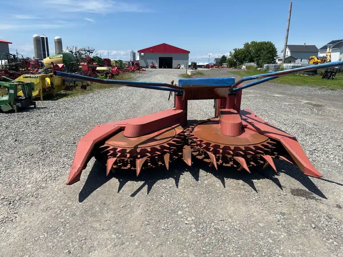 Gallery image 2 for Used 2006 Dion F61 Header - Rotary