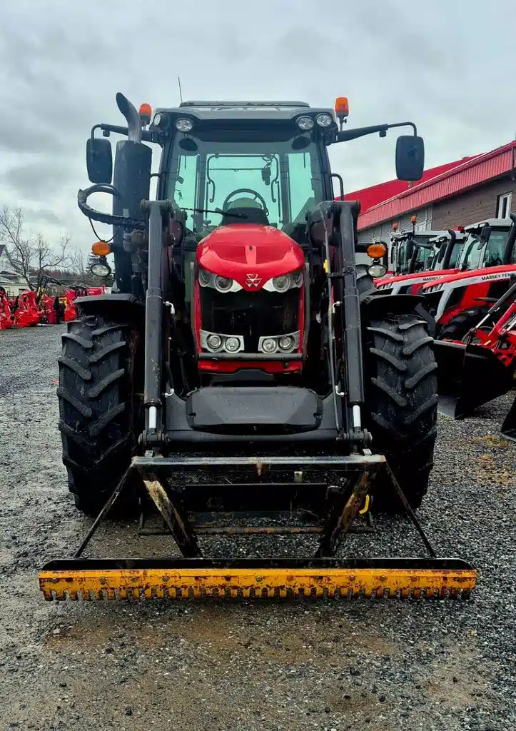 Gallery image 2 for Used 2014 Massey Ferguson 6615 Tractor