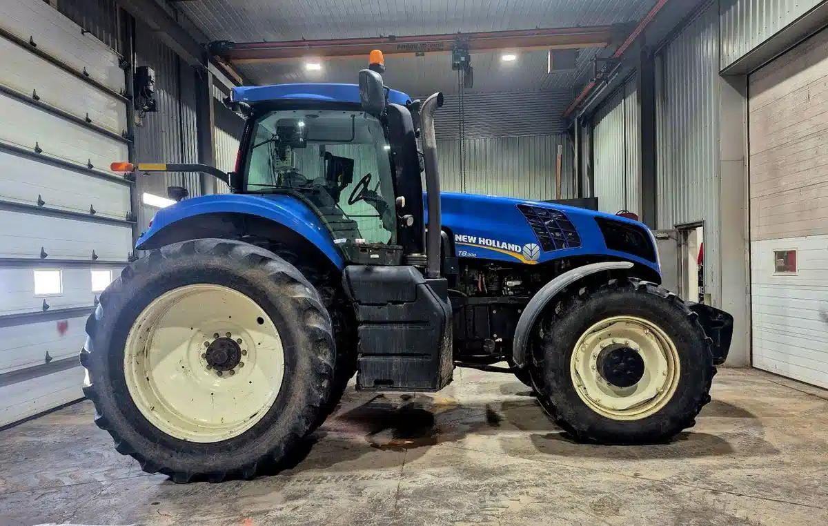 Gallery image 1 for Used 2012 New Holland T8.300 Tractor