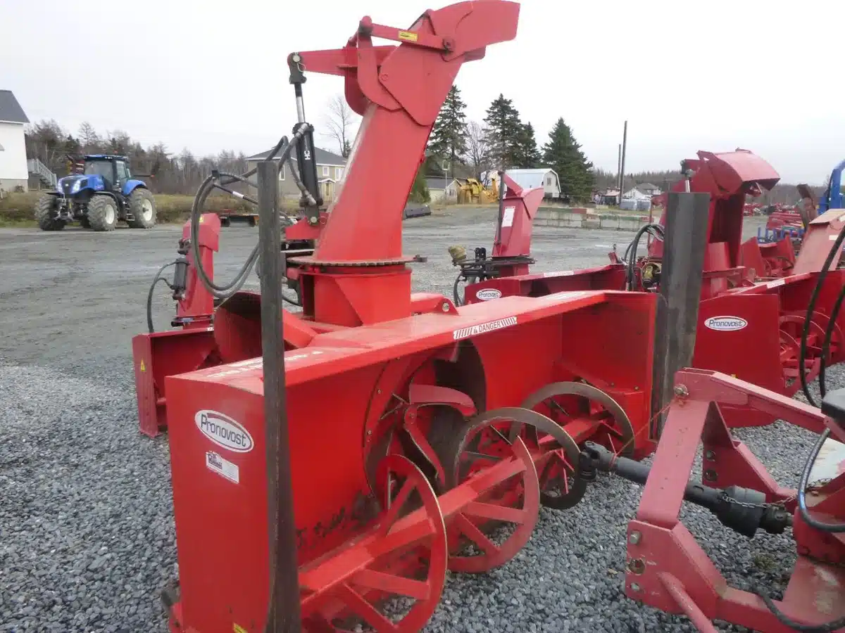 Gallery image 1 for 2020 Pronovost P-98134TRC Snow Blower