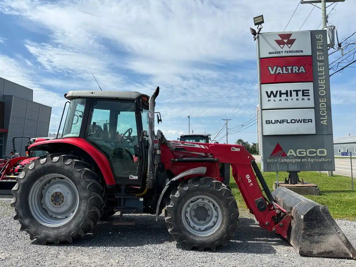 Gallery image 1 for Used 2011 Massey Ferguson 5445 Tractor