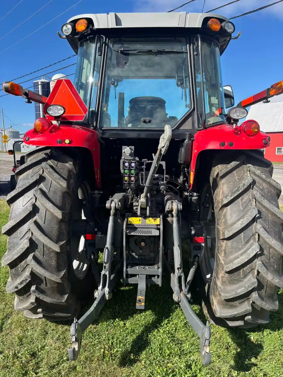 Gallery image 2 for Used 2021 Massey Ferguson 5711 Tractor