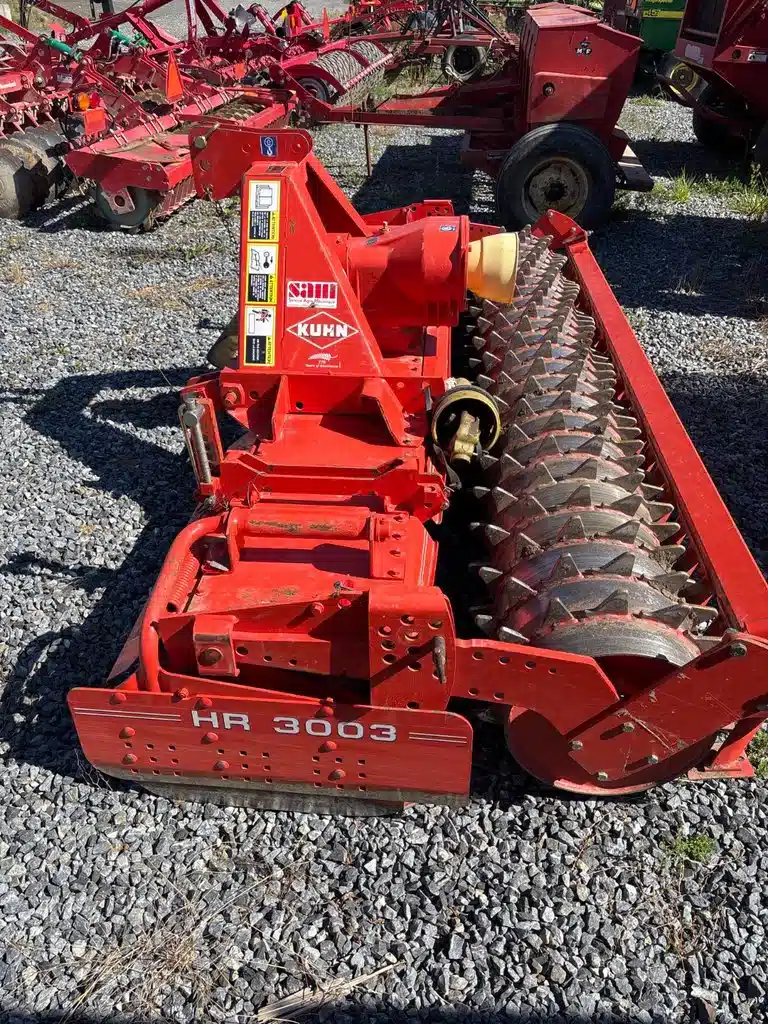 Gallery image 2 for Used 2011 Kuhn HR 3003 Harrow