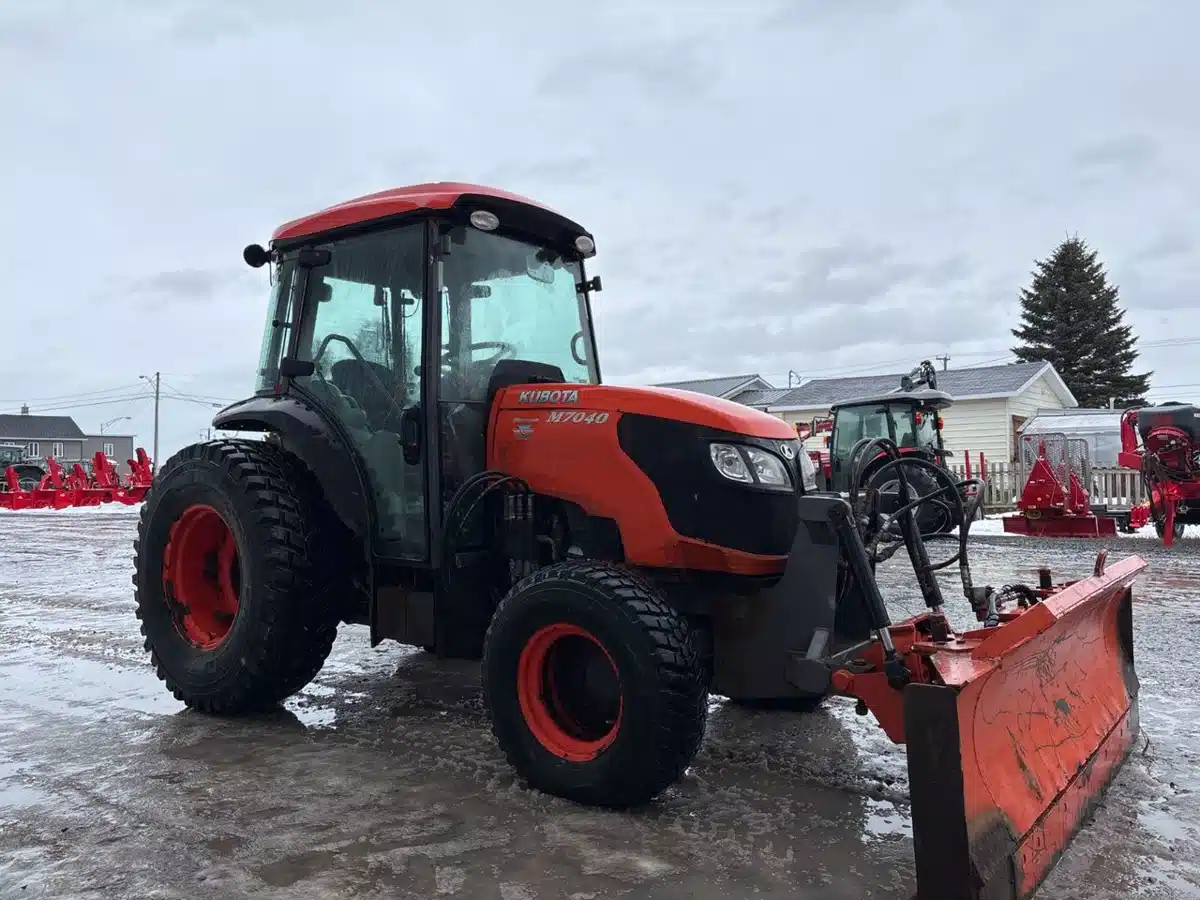Gallery image 2 for Used 2013 Kubota M7040N Tires & Rims