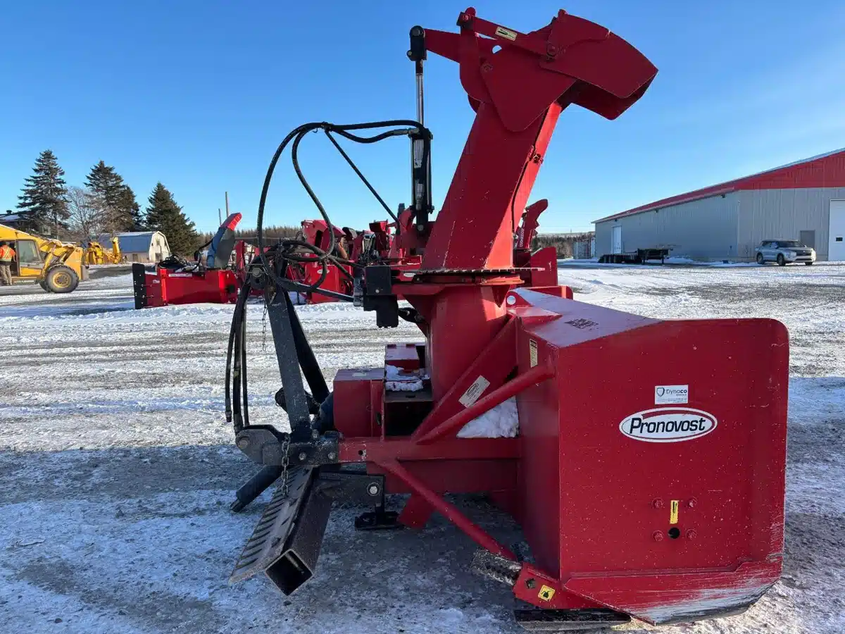 Gallery image 2 for 2014 Pronovost P800 Miscellaneous