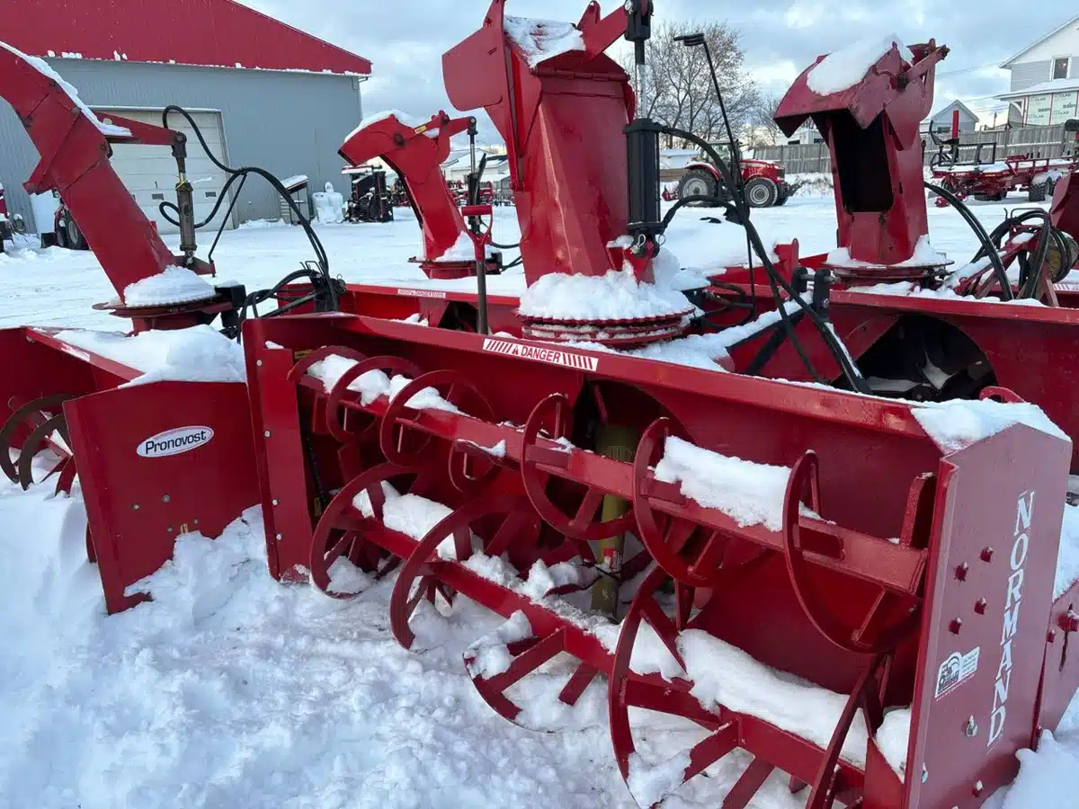 Gallery image 2 for 2012 Normand N92 Snow Blower