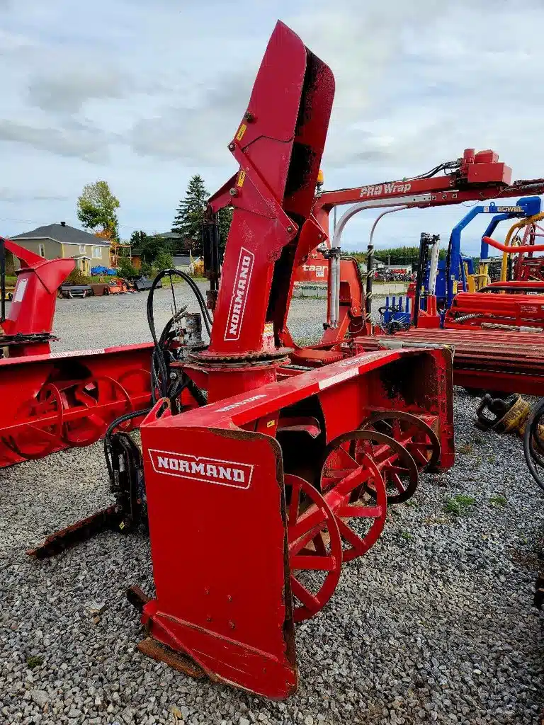 18443 Normand N92-310H Snow Blower