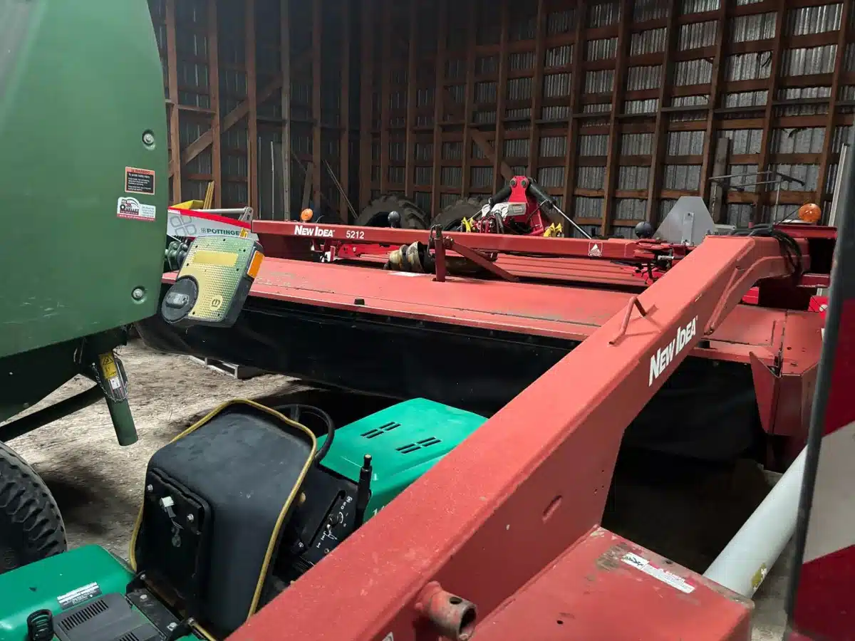 New Idea 5212 Disc Mower