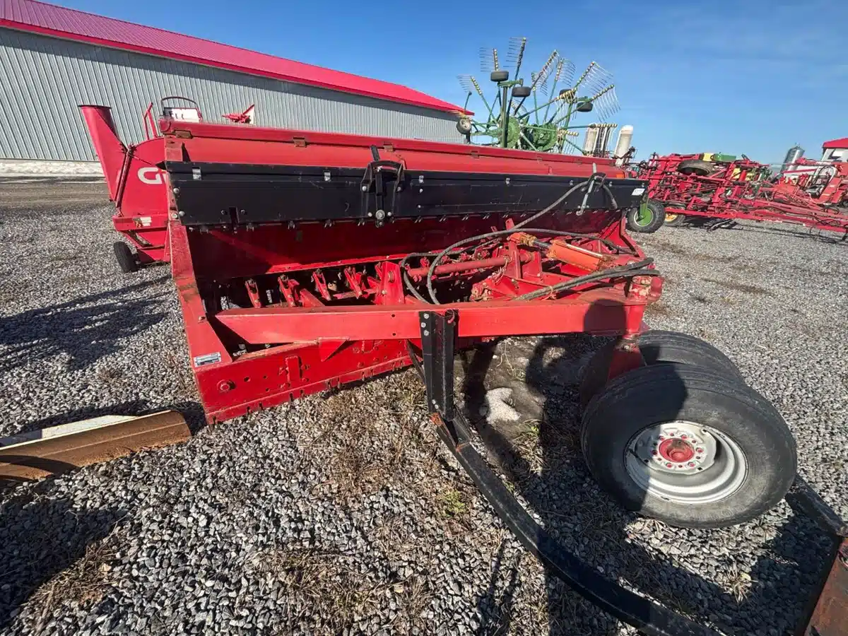 Gallery image 2 for Case IH 6300 Drill
