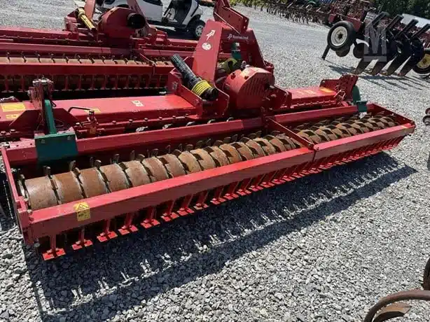 2012 Kverneland NGS 451 Harrow