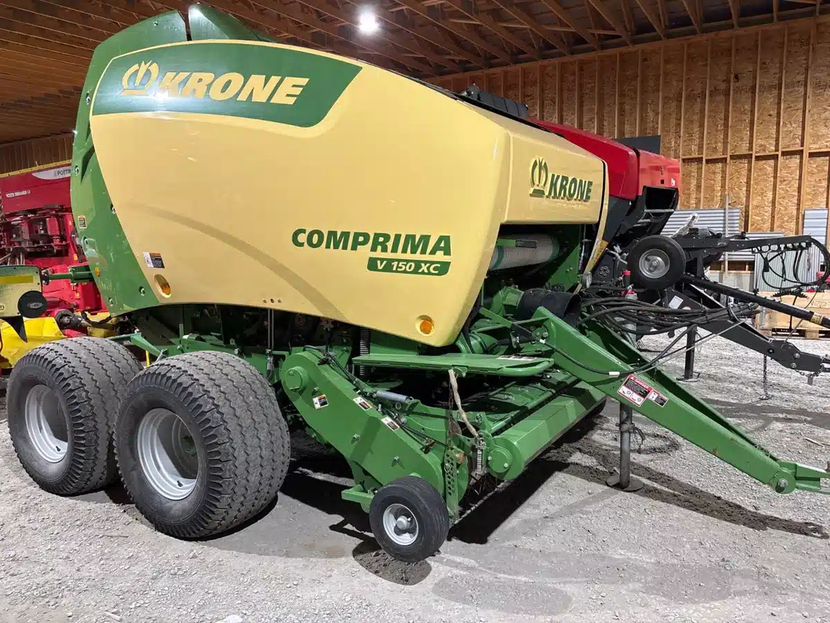 2018 Krone COMPRIMA V 150 XC T Round Baler