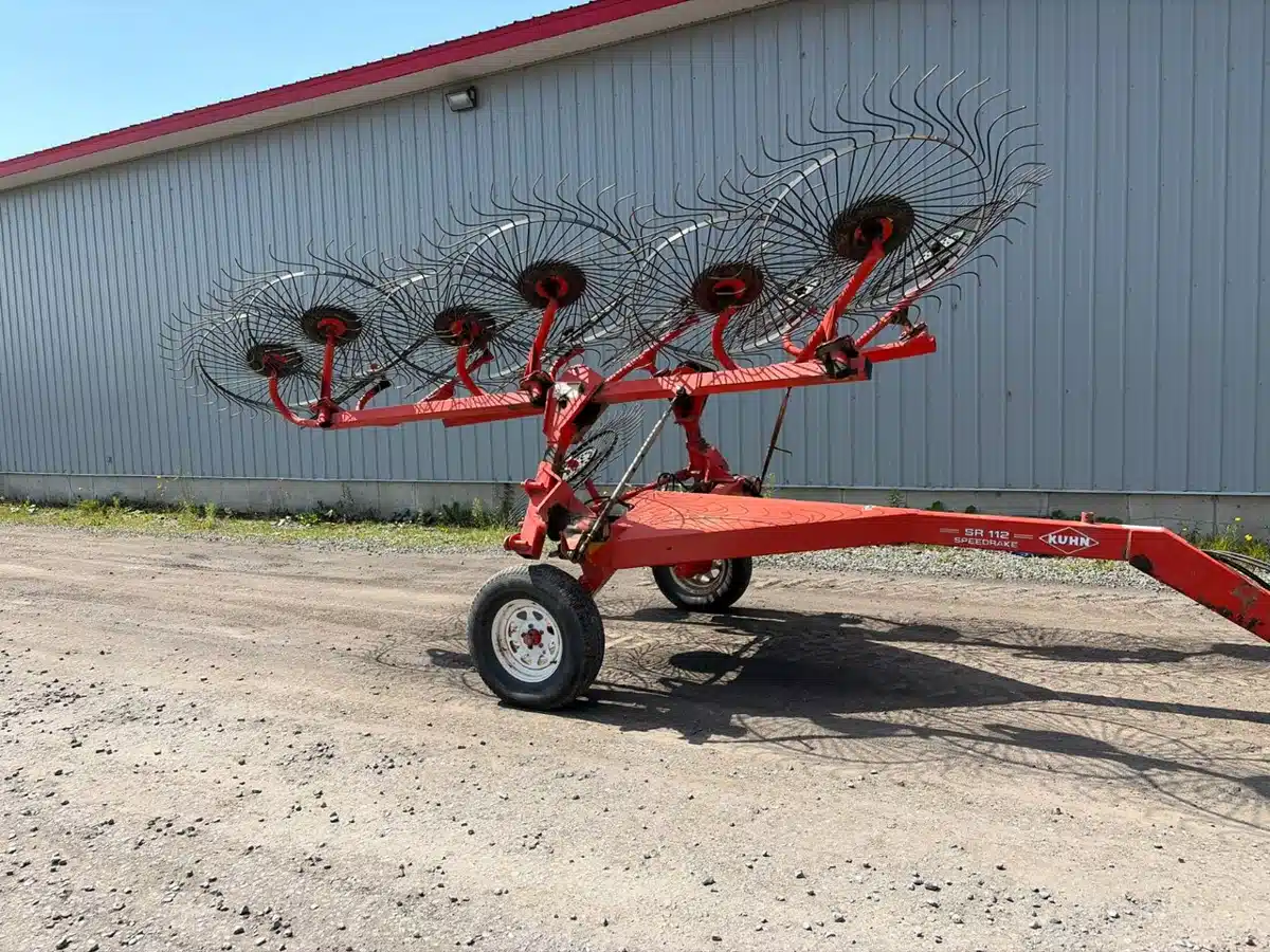 Gallery image 2 for 2012 Kuhn SR 112 GII Rake