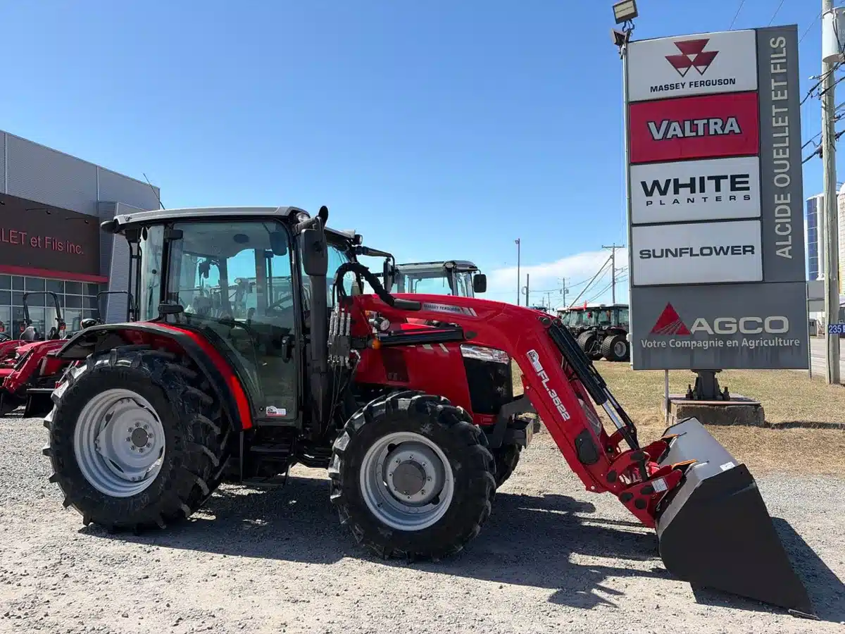 Gallery image 1 for 2020 Massey Ferguson 4707 Tractor