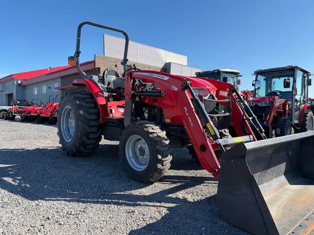 Gallery image 2 for 2020 Massey Ferguson 2750E Tractor