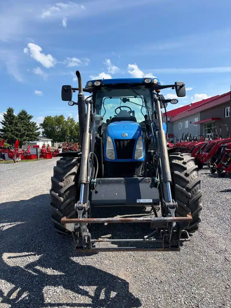 Gallery image 2 for 2014 New Holland T6020 Tractor