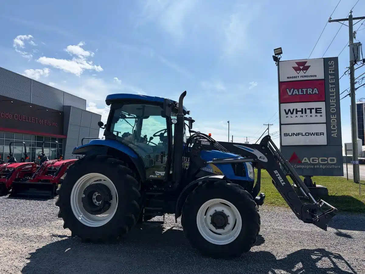 Gallery image 1 for 2014 New Holland T6020 Tractor